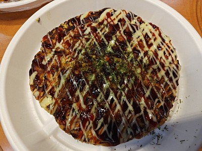 一番人気の豚玉お好み焼き。栃の木ポークと御養卵を使用でコクと旨みが違います！